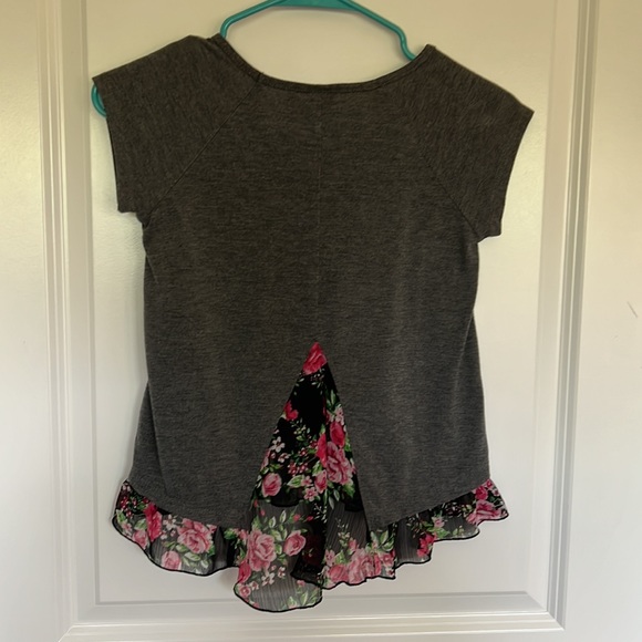 🌺2 for $12🌺 Love Me Floral Shirt - Picture 4 of 6